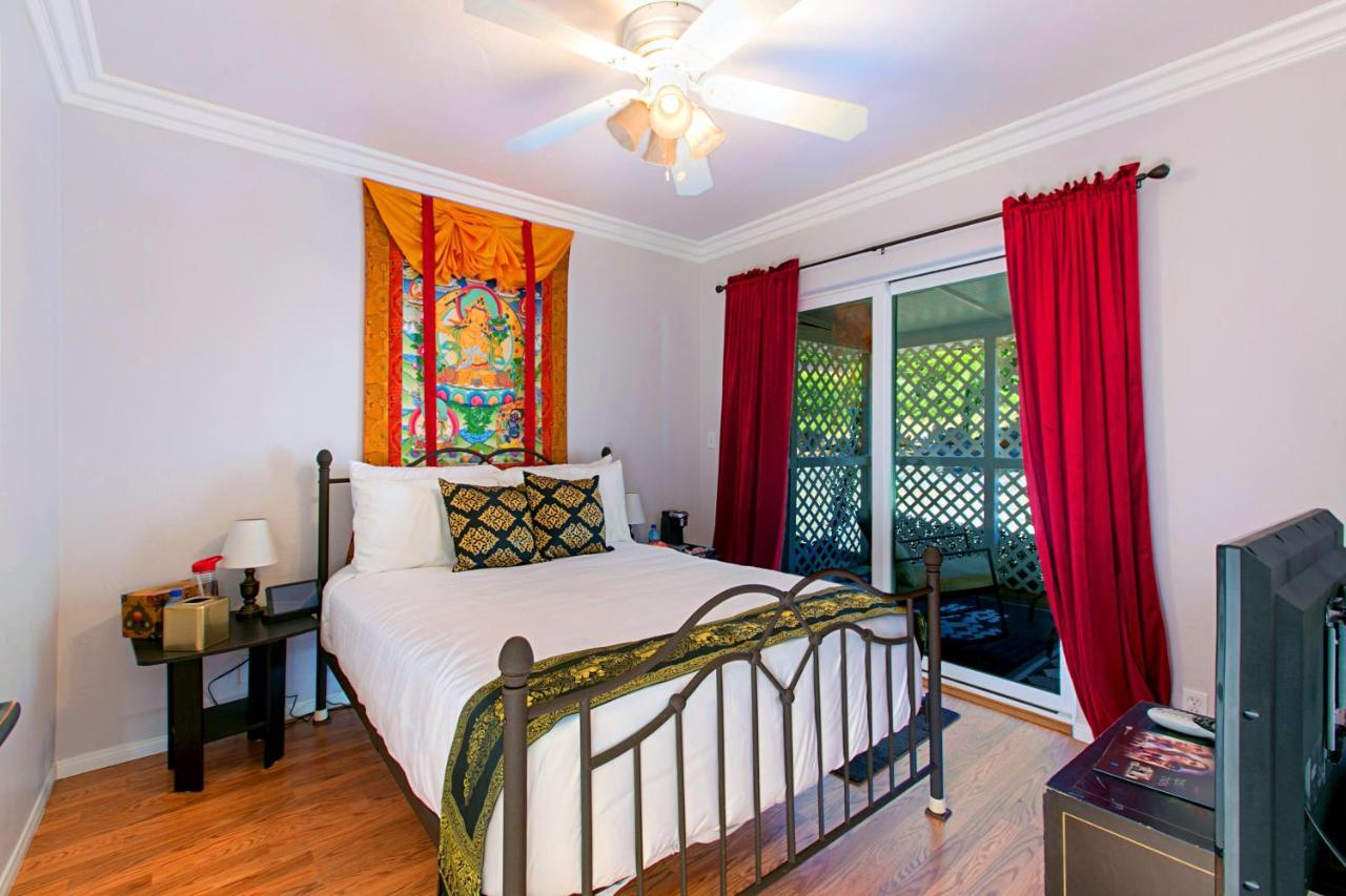 ג'וליאן Quiet Mind Mountain Lodge, Retreat & Spa מראה חיצוני תמונה