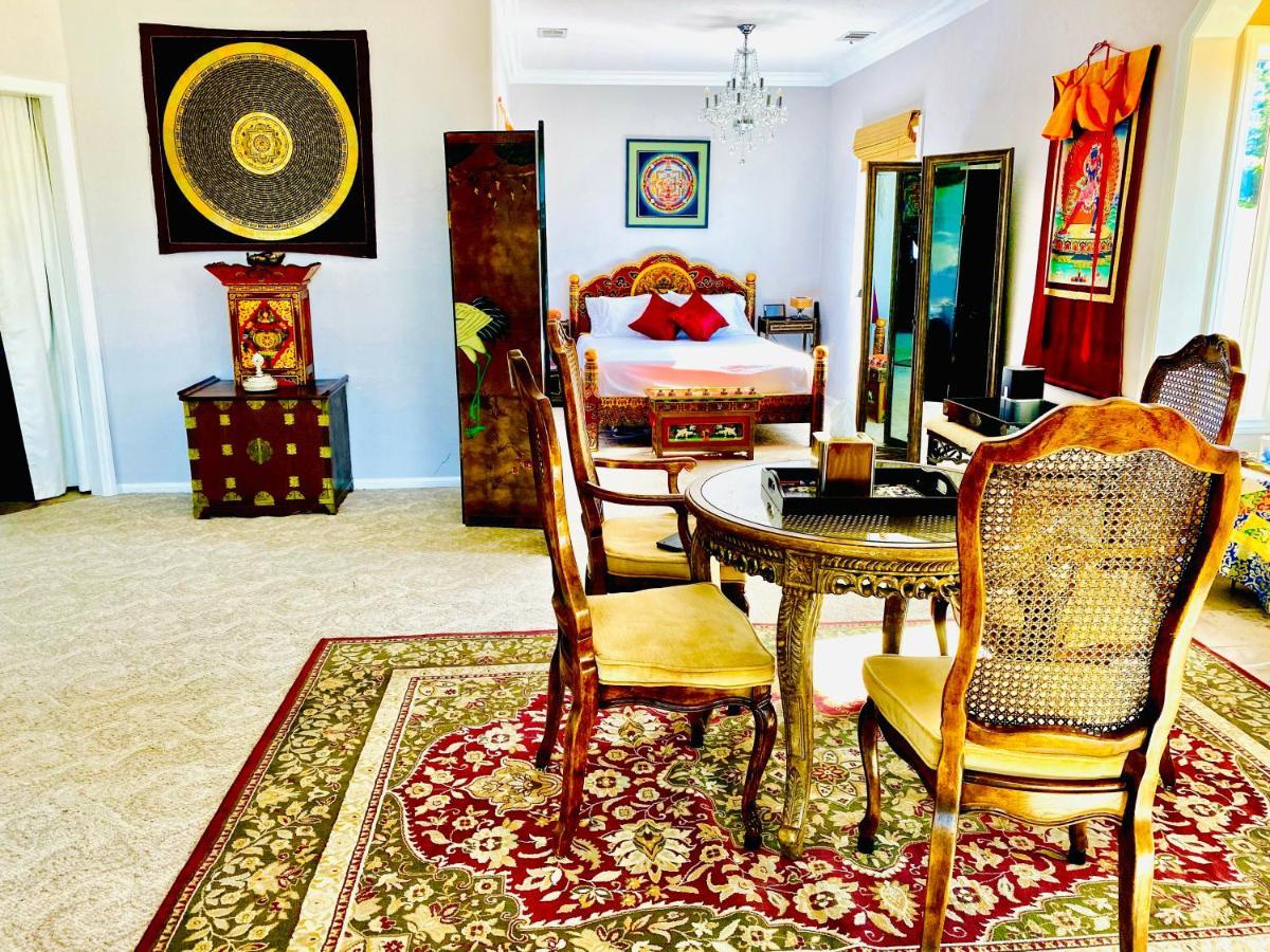 ג'וליאן Quiet Mind Mountain Lodge, Retreat & Spa מראה חיצוני תמונה