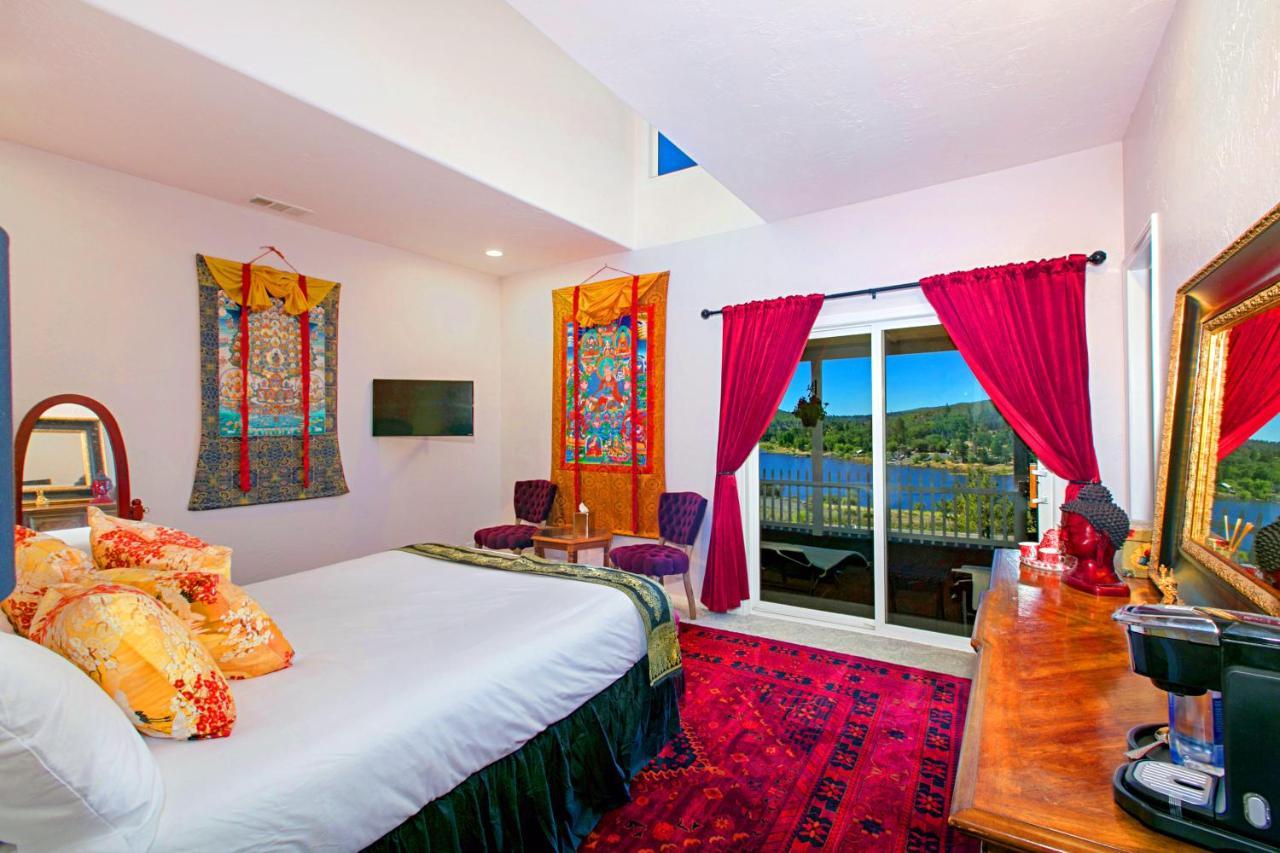 ג'וליאן Quiet Mind Mountain Lodge, Retreat & Spa מראה חיצוני תמונה