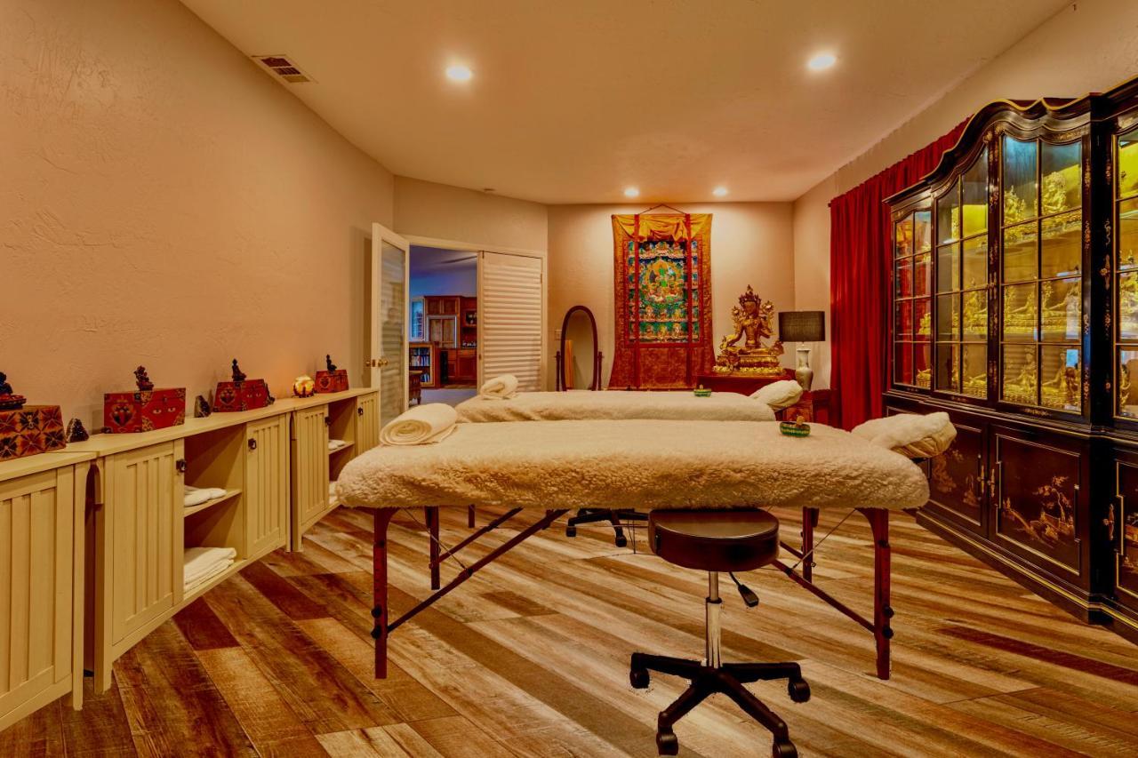 ג'וליאן Quiet Mind Mountain Lodge, Retreat & Spa מראה חיצוני תמונה